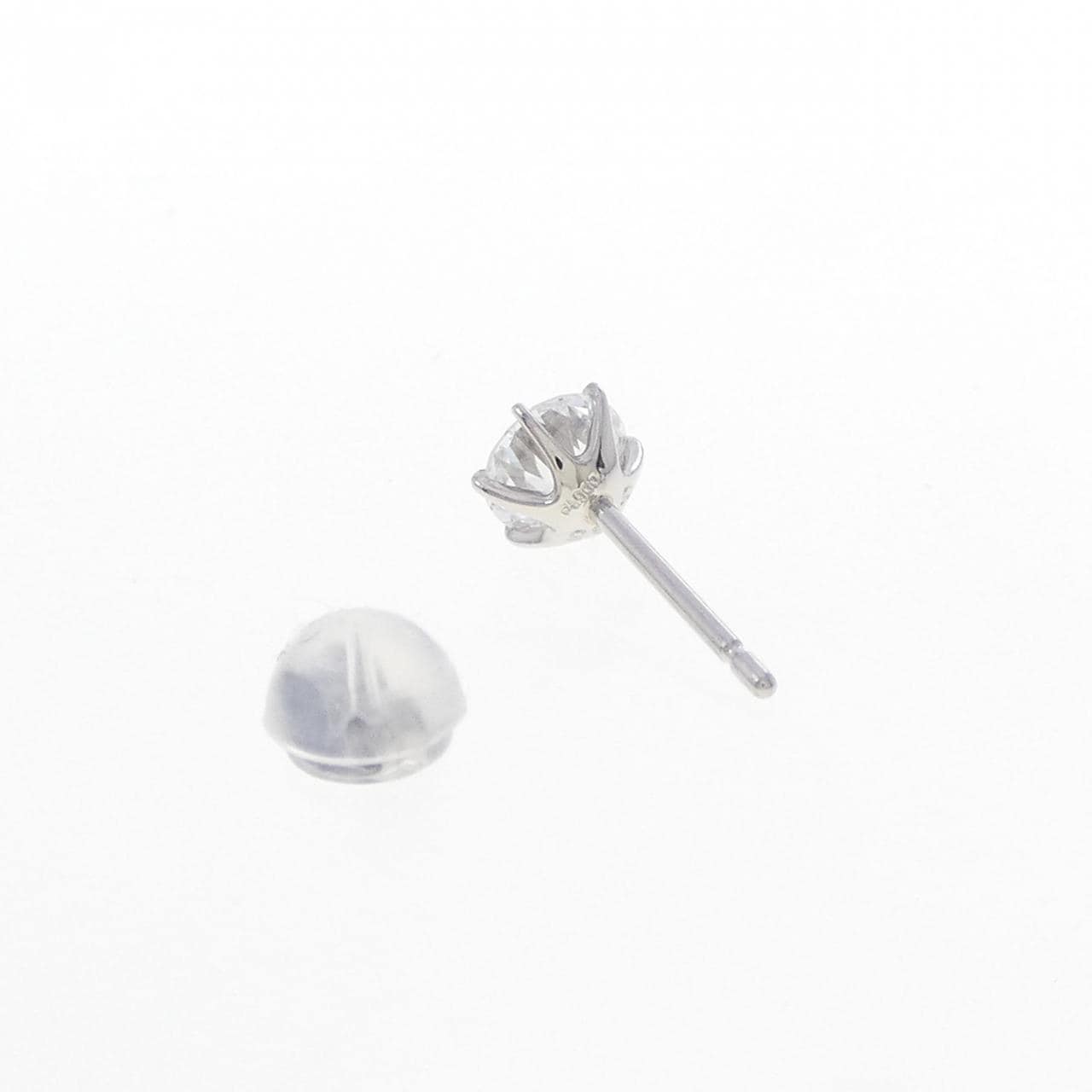 PT900 ダイヤモンド ピアス 0.385CT E VVS2 Good 片耳