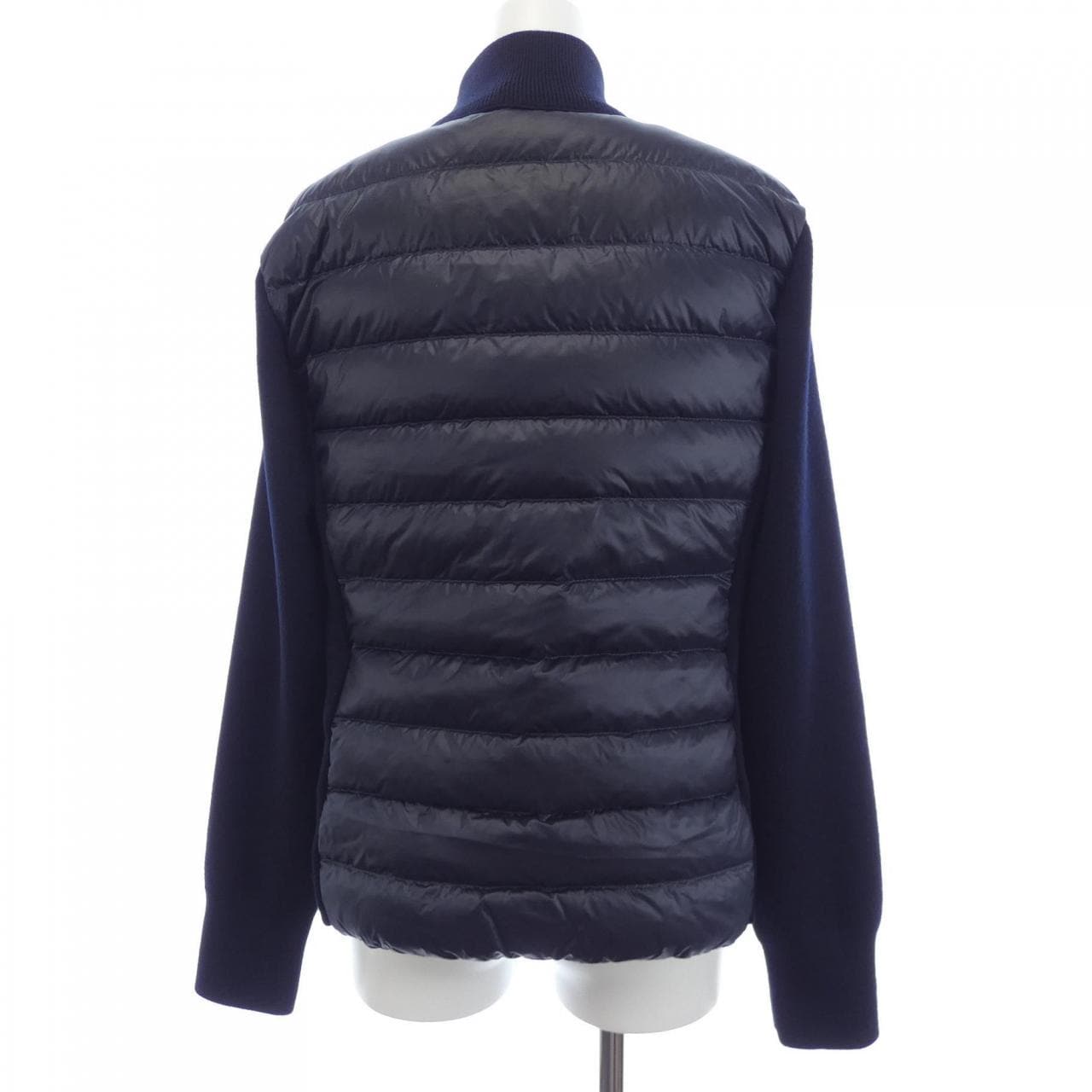 モンクレール MONCLER 20939B00023 ダウンジャケット