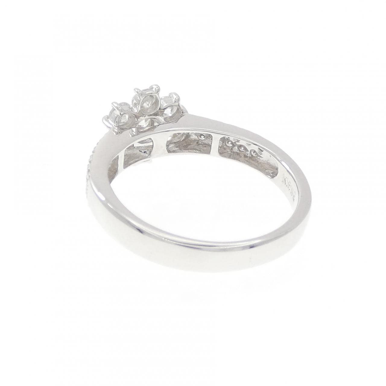 K18WG フラワー ダイヤモンド リング 0.64CT