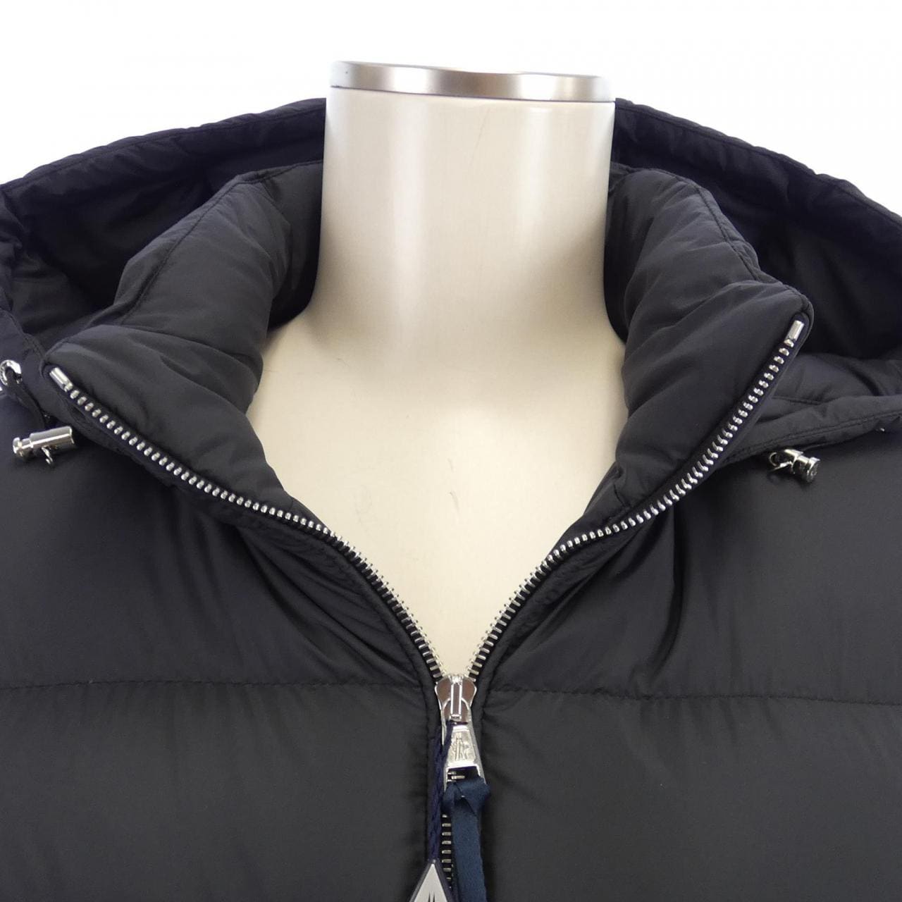 【新品】モンクレール MONCLER ダウンジャケット