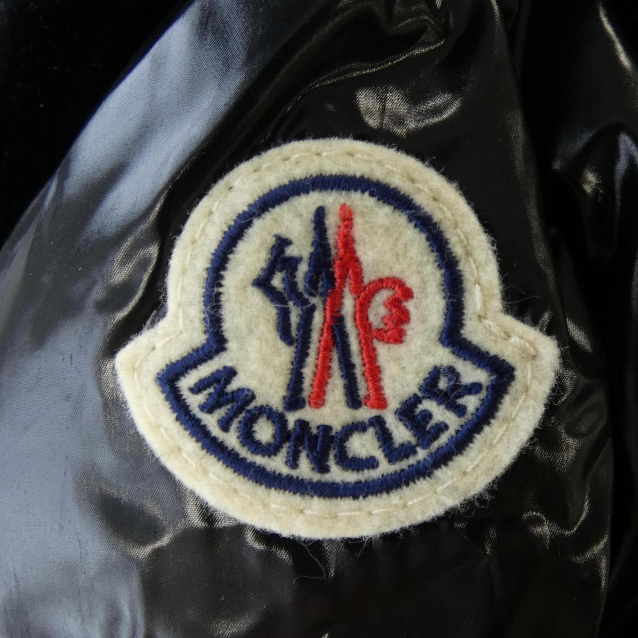 モンクレール MONCLER CELEPINE ダウンジャケット