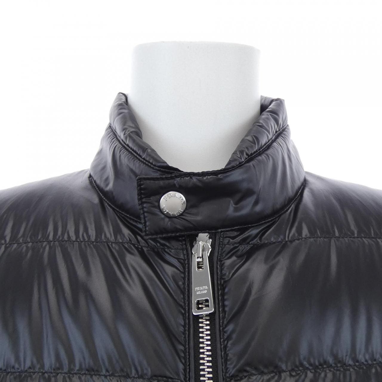 プラダ PRADA SGA506 ダウンジャケット