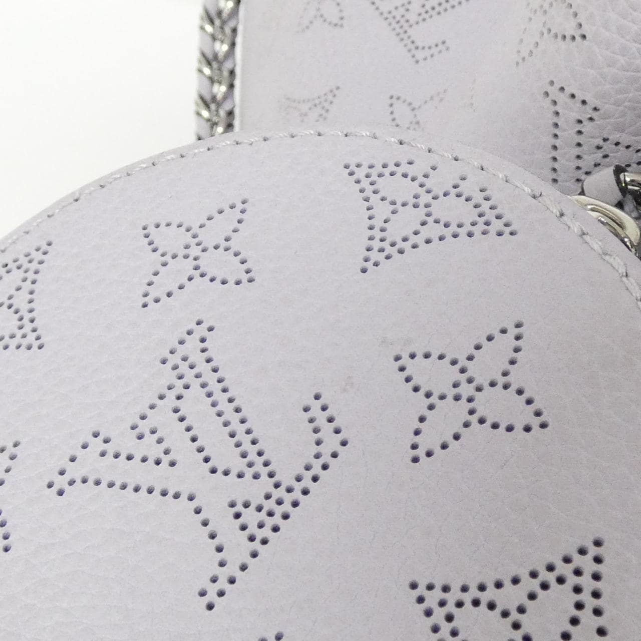 ルイヴィトン マヒナ ベラ M22714 ショルダーバッグ