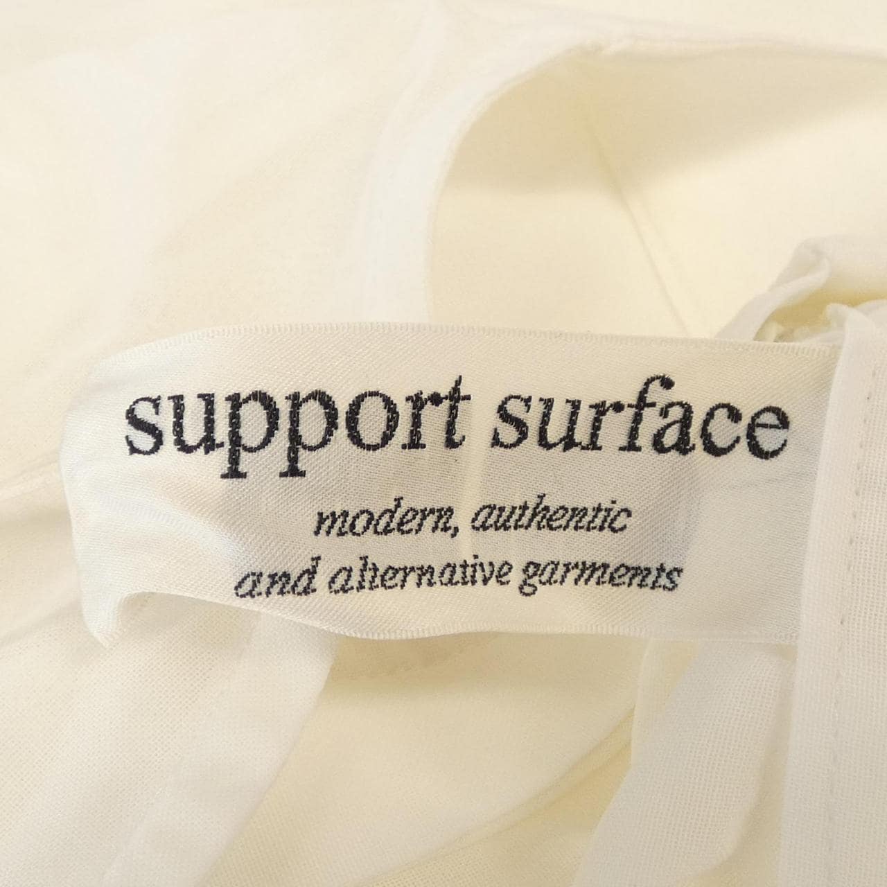 サポートサーフェス support surface トップス