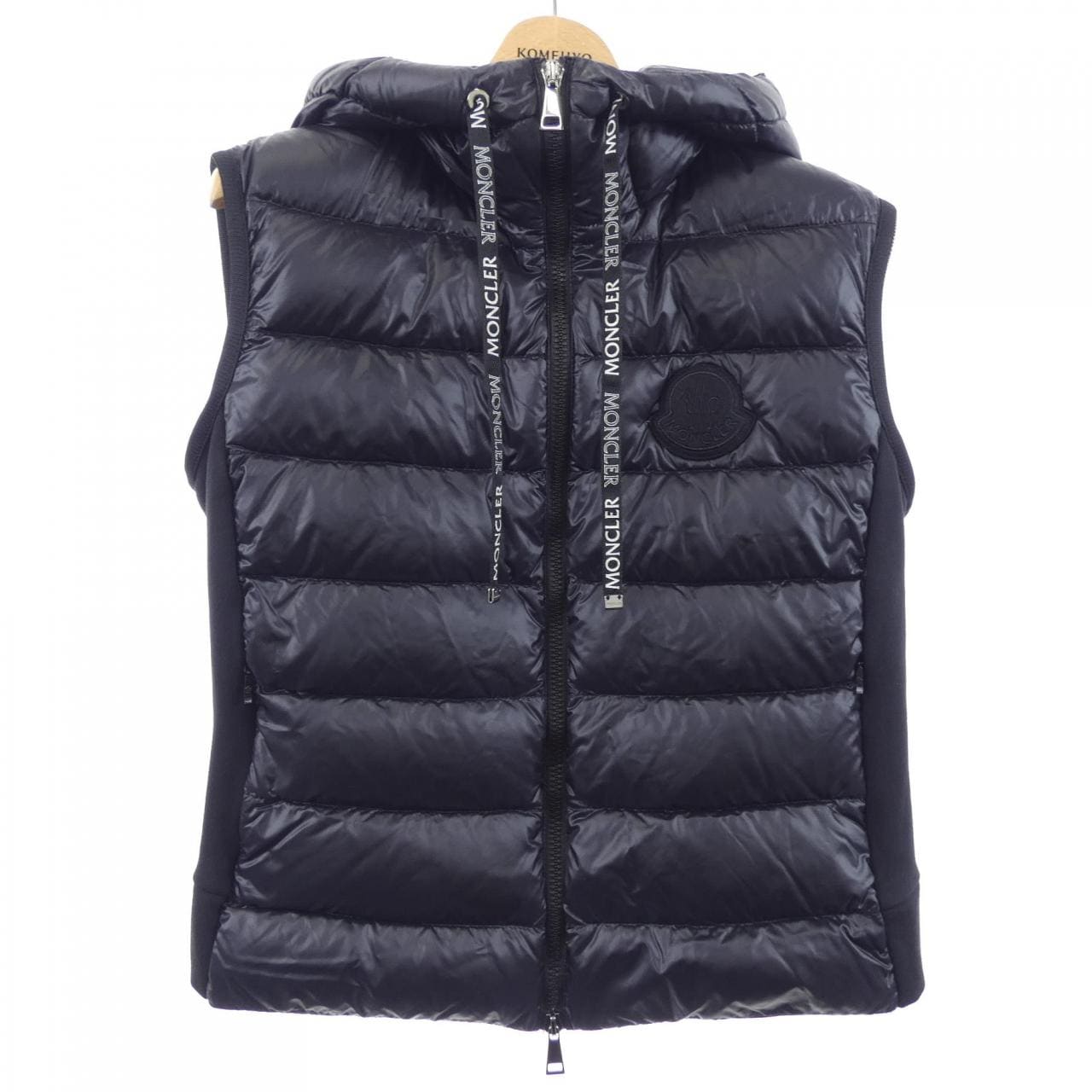 モンクレール MONCLER 20938461900 V8037 ダウンベスト