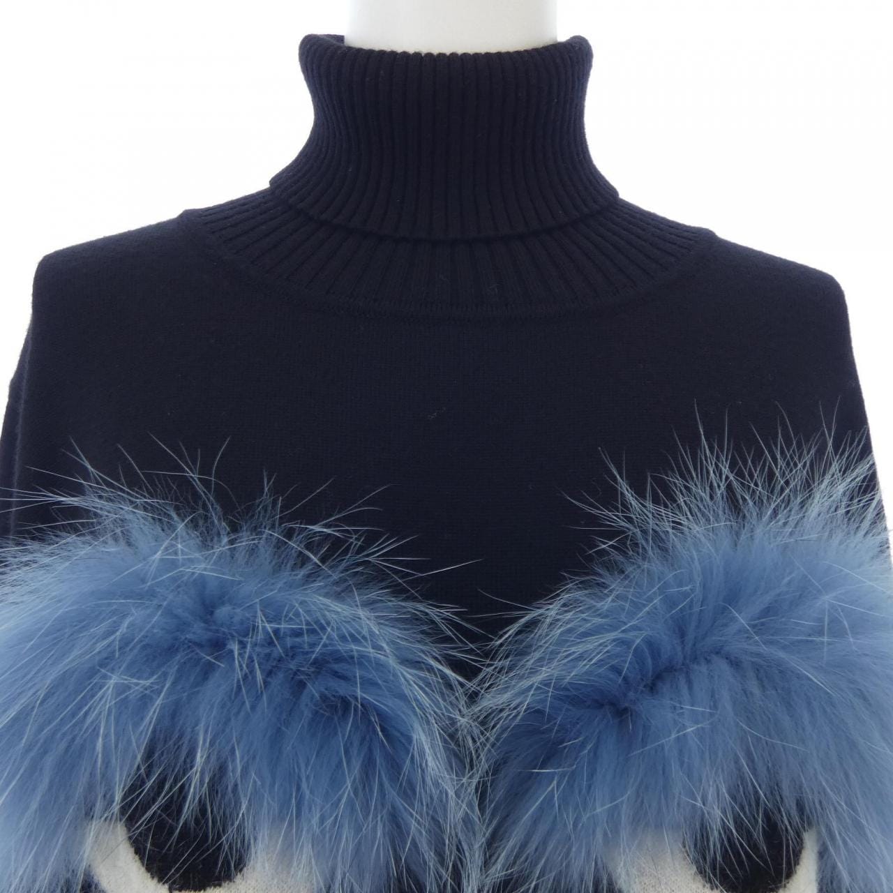 フェンディ FENDI FZZ697 1WQ ニット