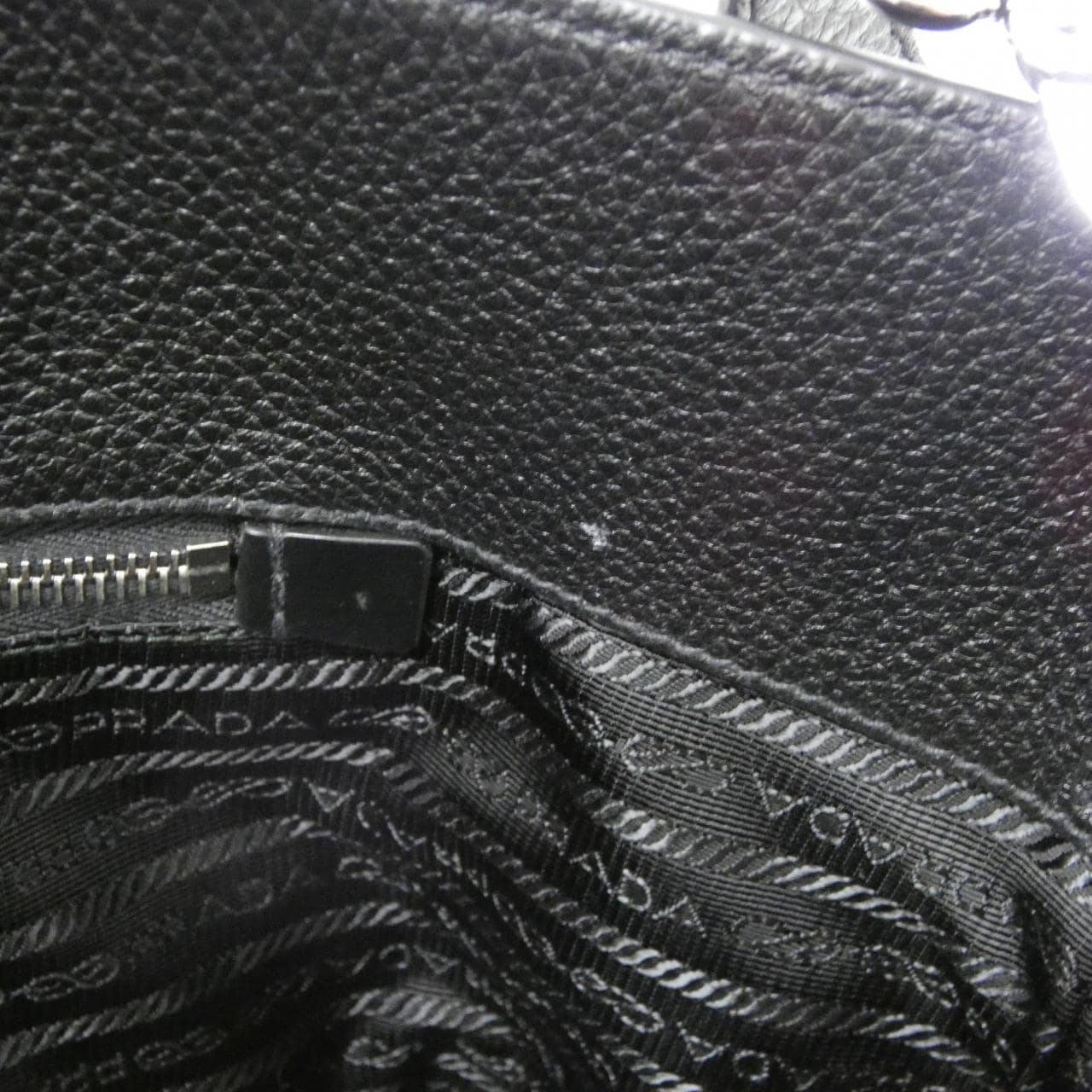 プラダ 2VG109 バッグ