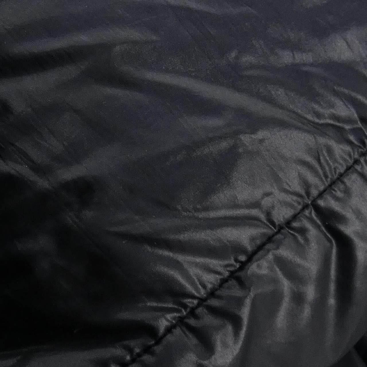 モンクレール MONCLER ダウンジャケット