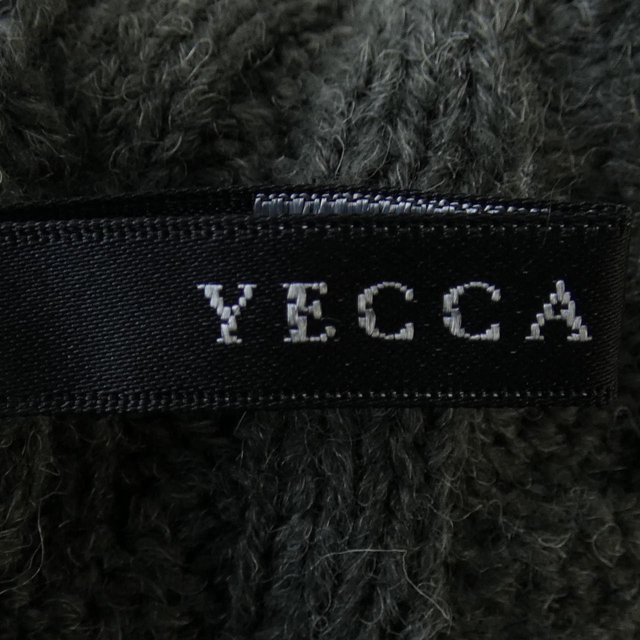 YECCA VECCA ニット