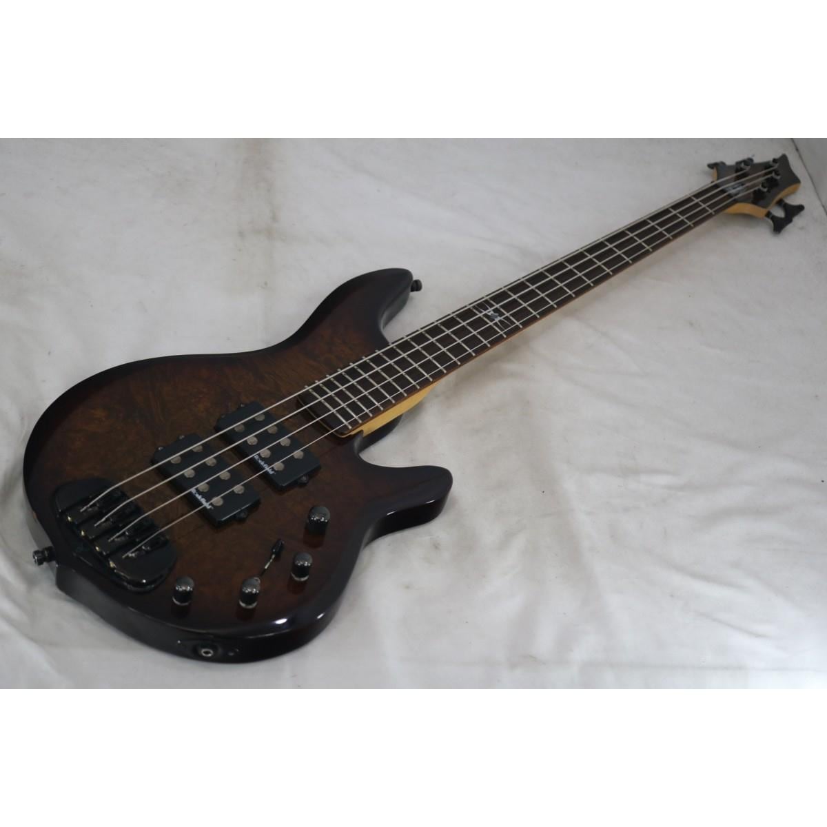 ＴＲＡＢＥＮ　ＣＨＡＯＳ　ＣＯＲＥ　４