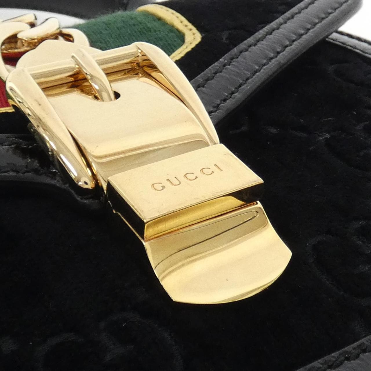 Gucci SYLVIE 470270 9JTFG Bag