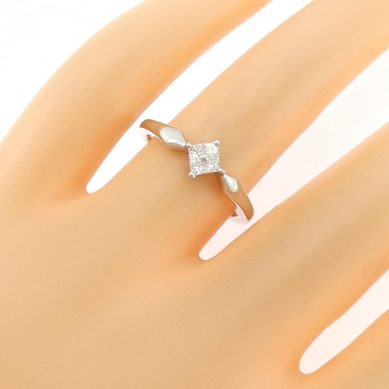 PT950 ダイヤモンド リング 0.18CT