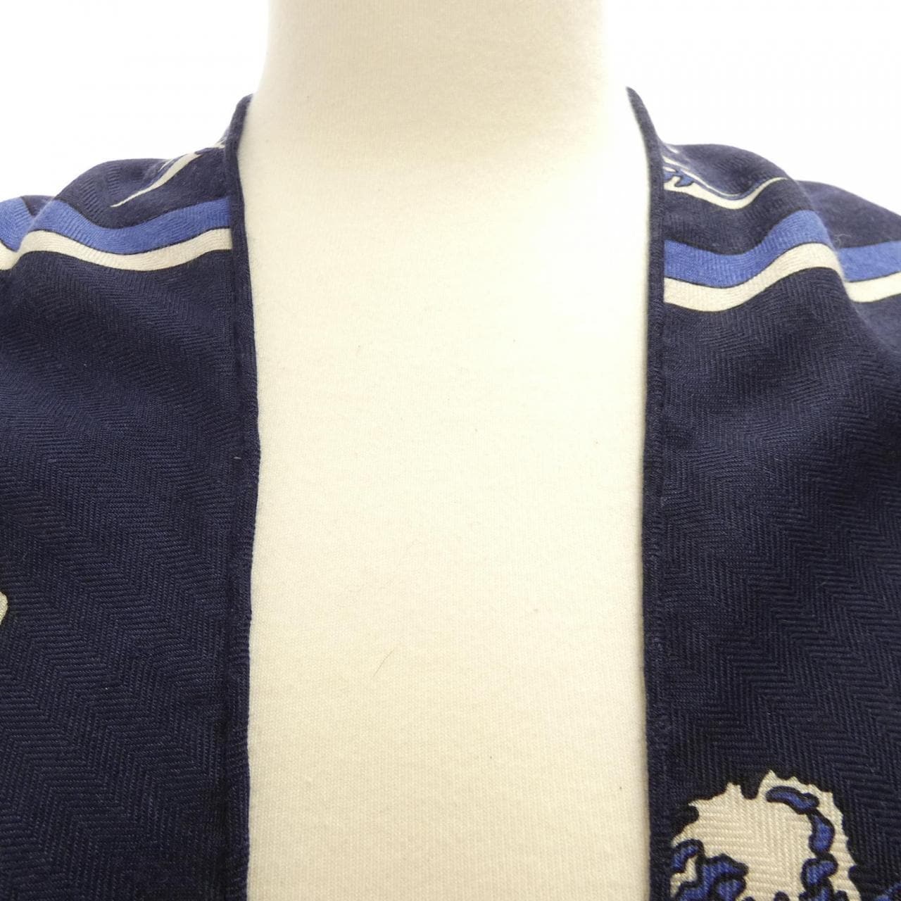 エルメス HERMES EX-LIBRIS H363791S トライアングルジェアン ショール