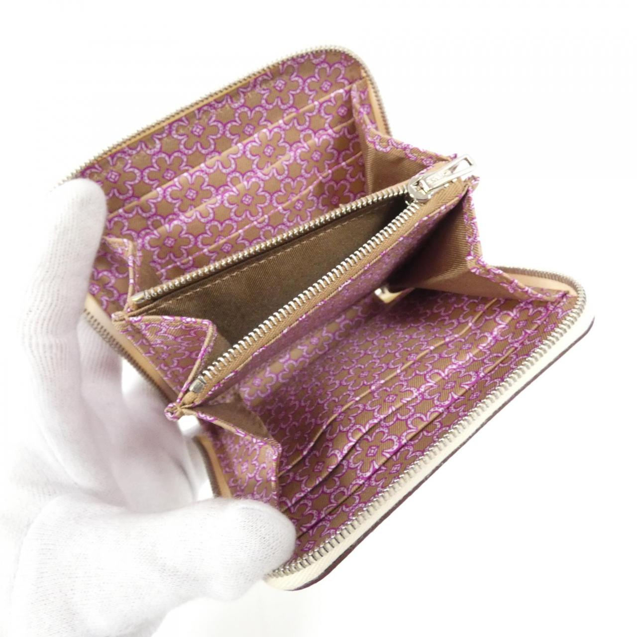 コメ兵｜【未使用品】エルメス LUCKY DAISY シルク イン コンパクト  