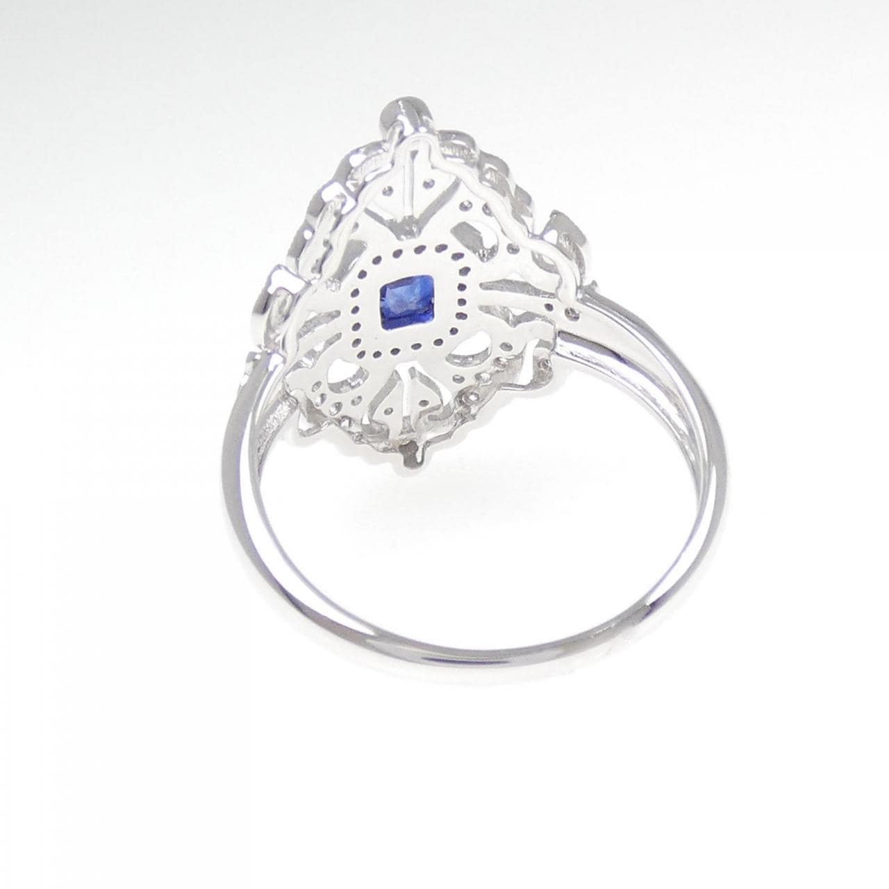750WG サファイヤ リング 0.47CT