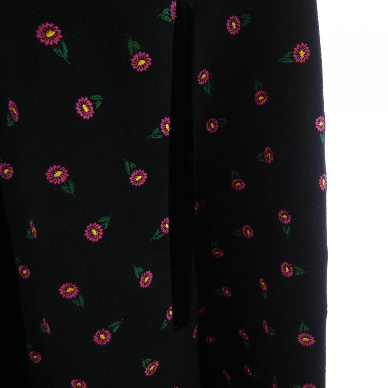 グッチ GUCCI 477337 ZJZ60 ケープ