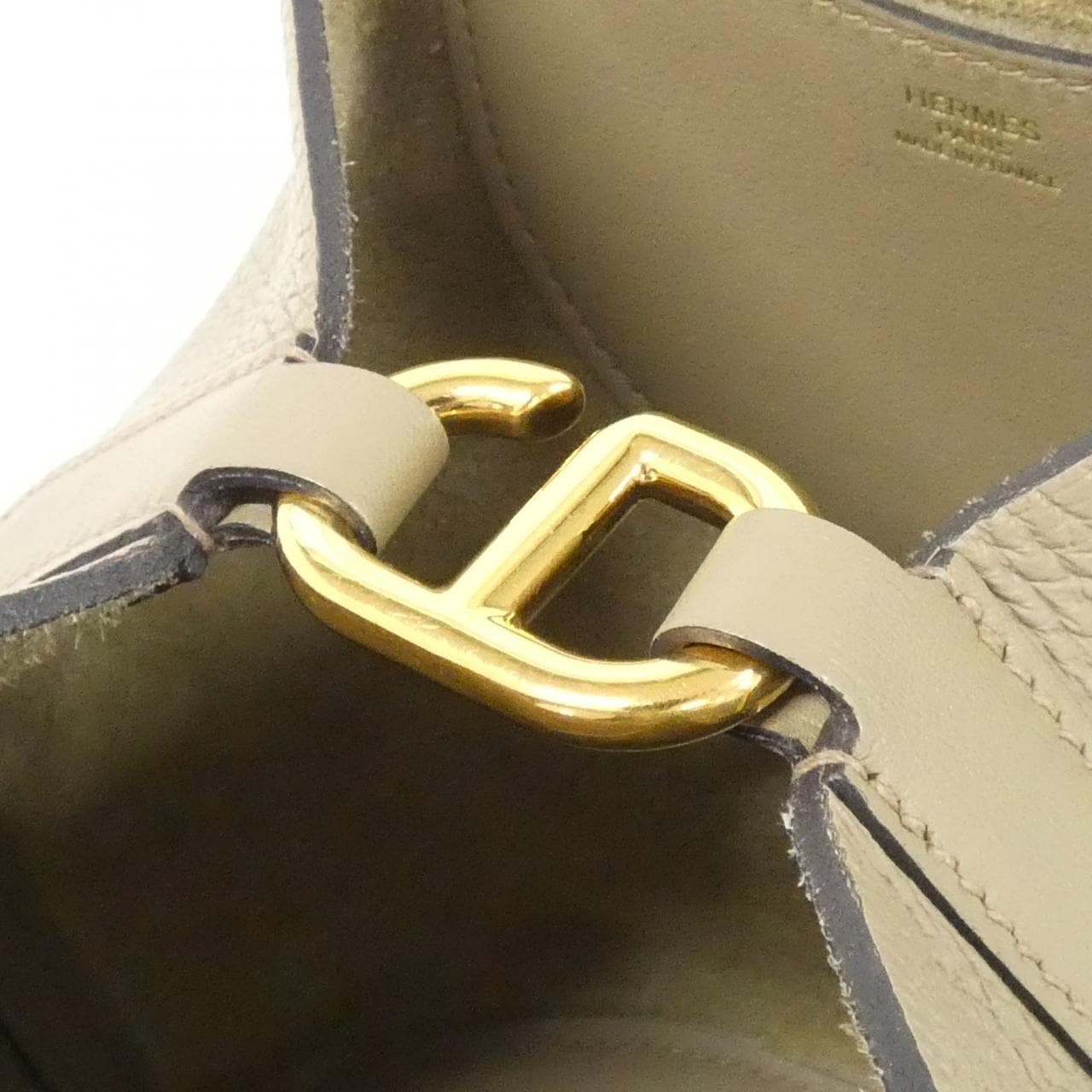 エルメス イン ザ ループ 18cm 084274CC バッグ