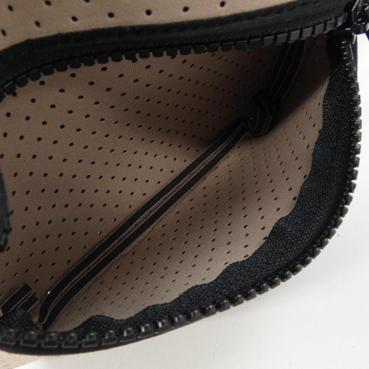 ステイトオブエスケープ STATE OF ESCAPE BAG