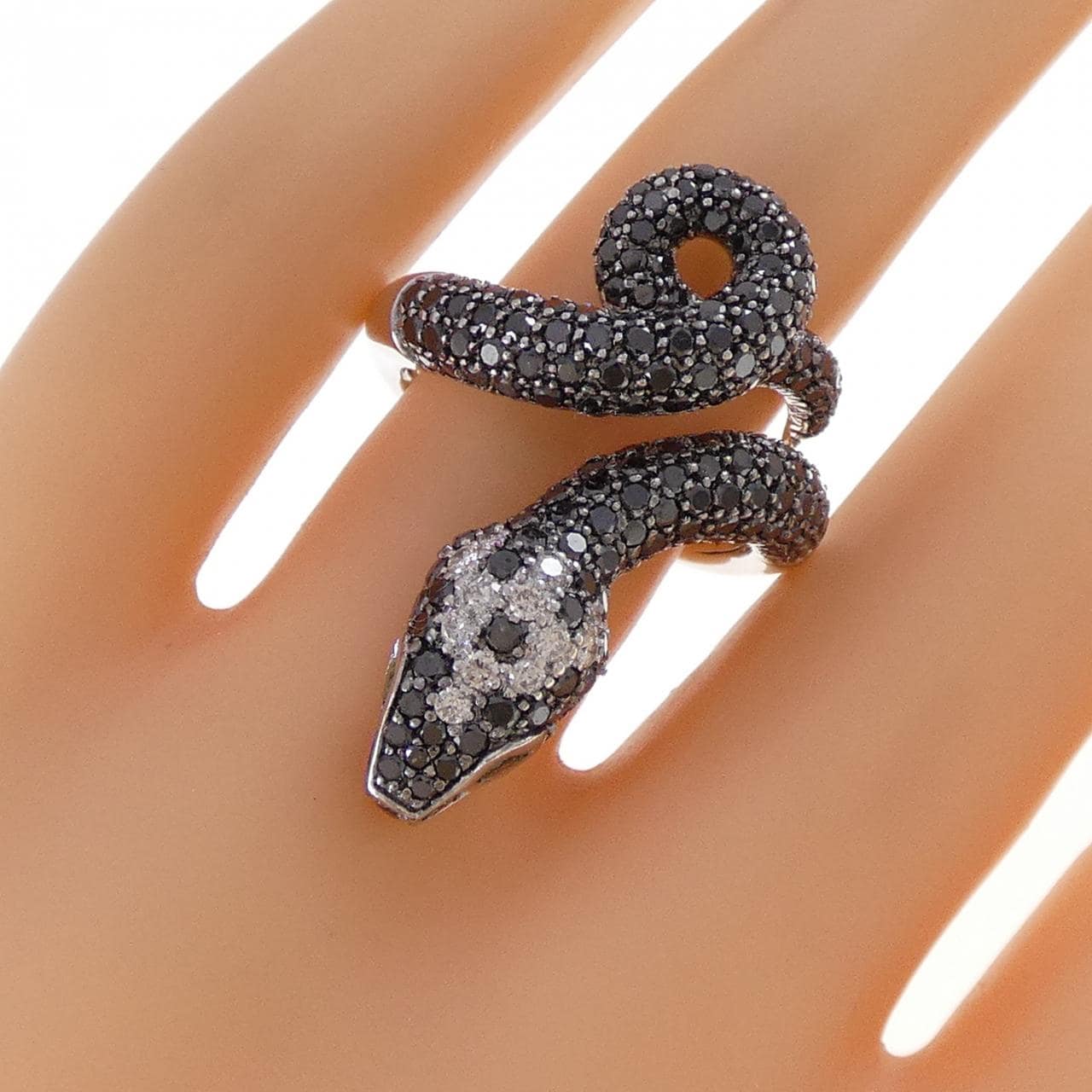 750WG/750BG スネーク ダイヤモンド リング 2.65CT