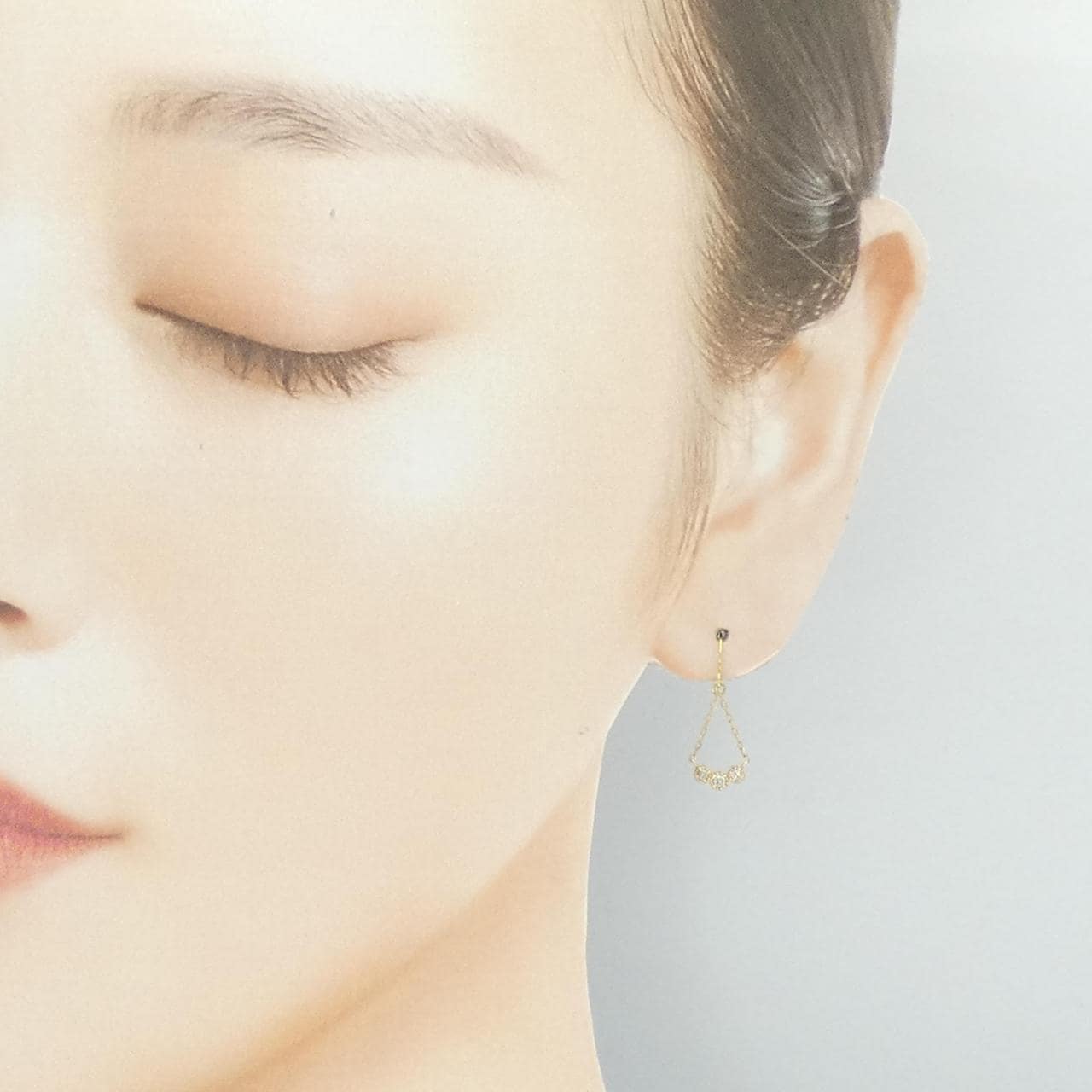 K10YG ダイヤモンド ピアス