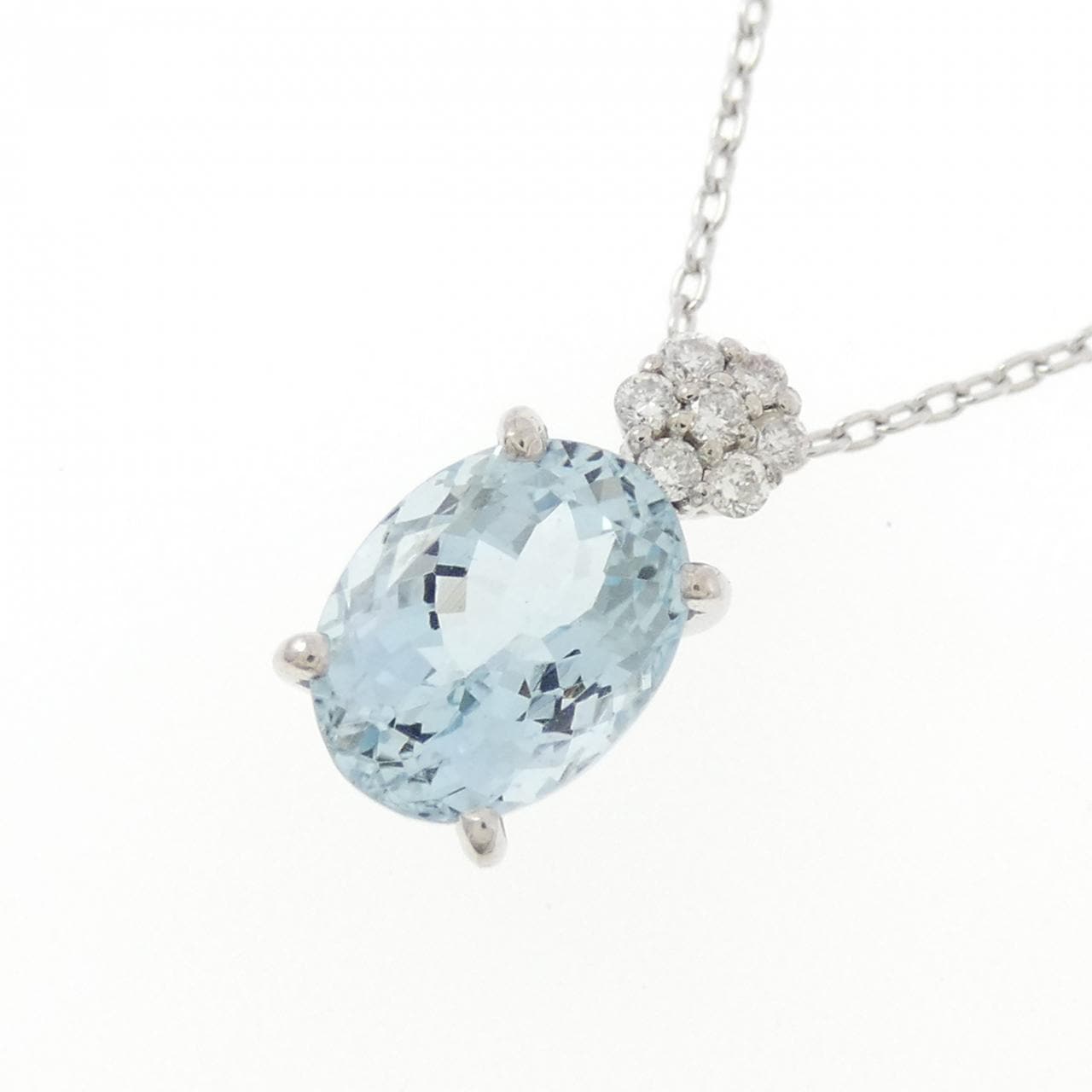 K18WG Aquamarine necklace 1.36CT