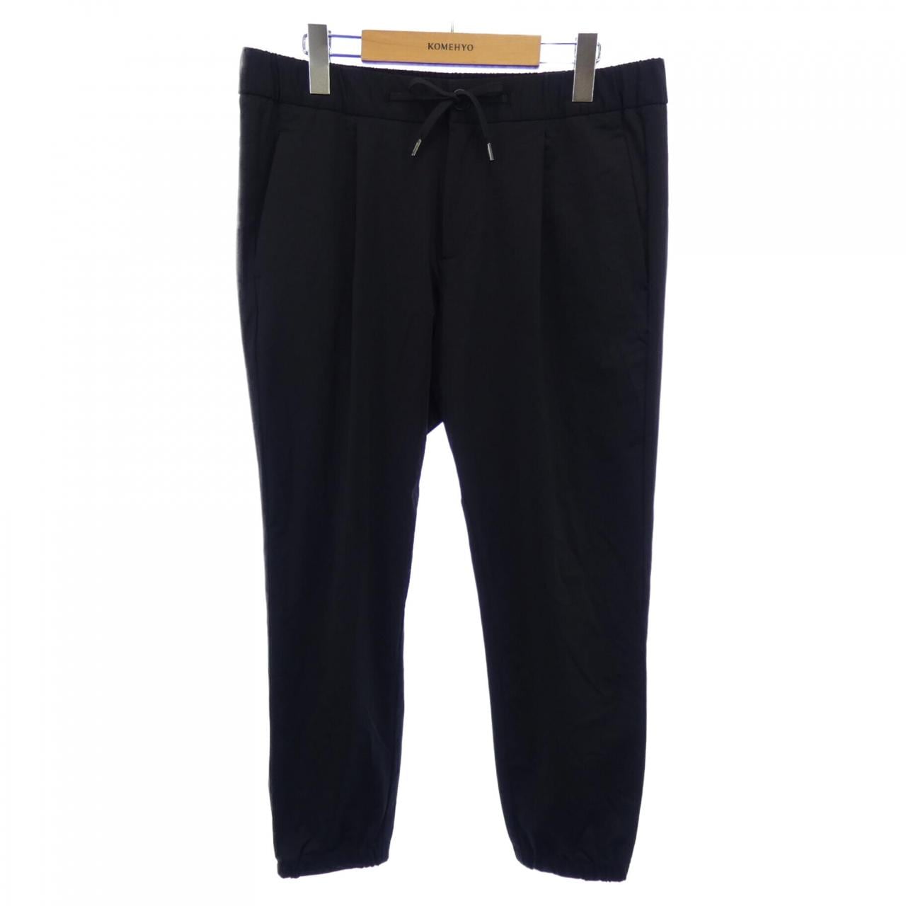 ヘルノ Herno PT000044U パンツ