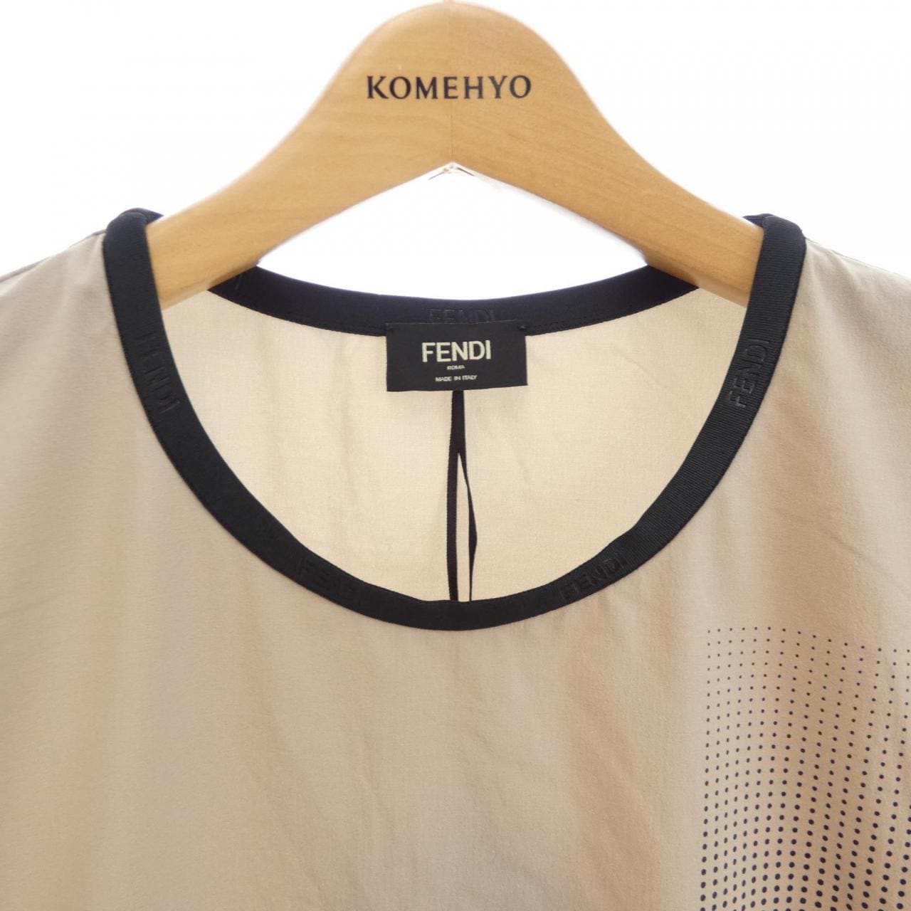 フェンディ FENDI FAF711 AR53 ベスト