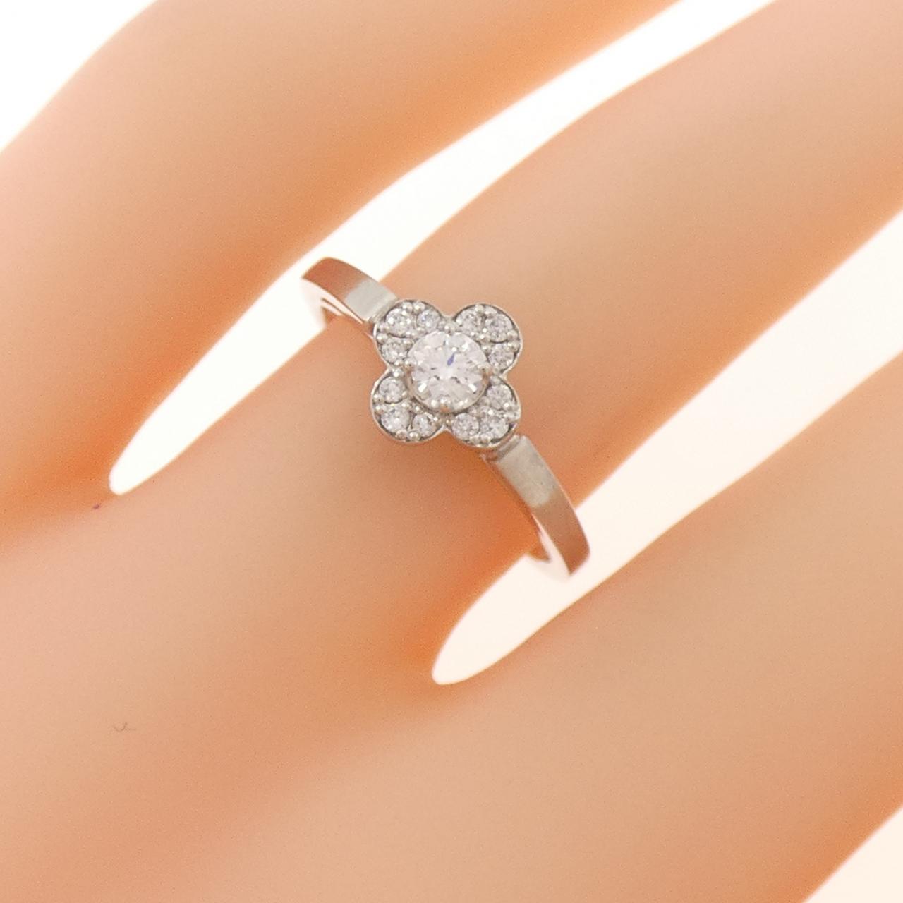 ヴァンドーム フラワー ダイヤモンド リング 0.098CT
