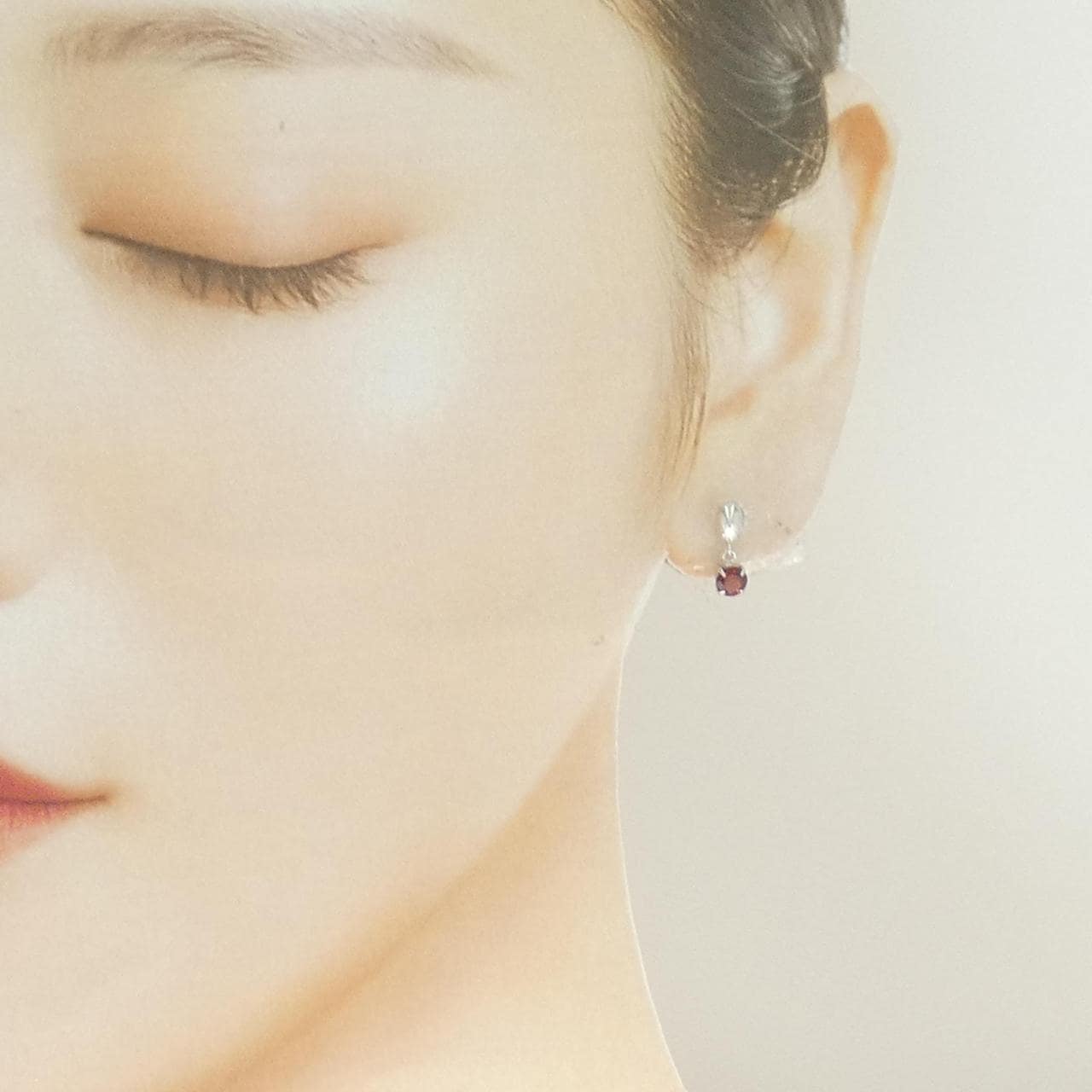 PT/PT900 ガーネット ピアス