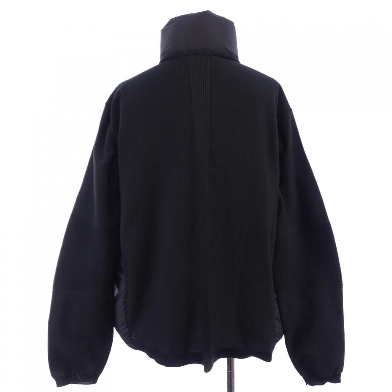 モンクレール MONCLER 20919B00024 ダウンジャケット