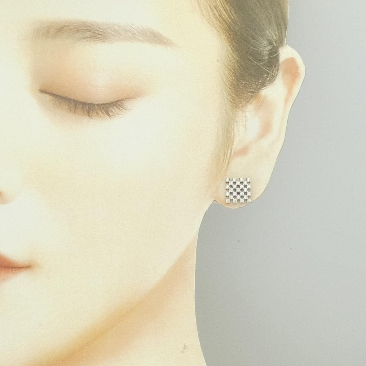 PT900 ダイヤモンド ピアス 0.60CT