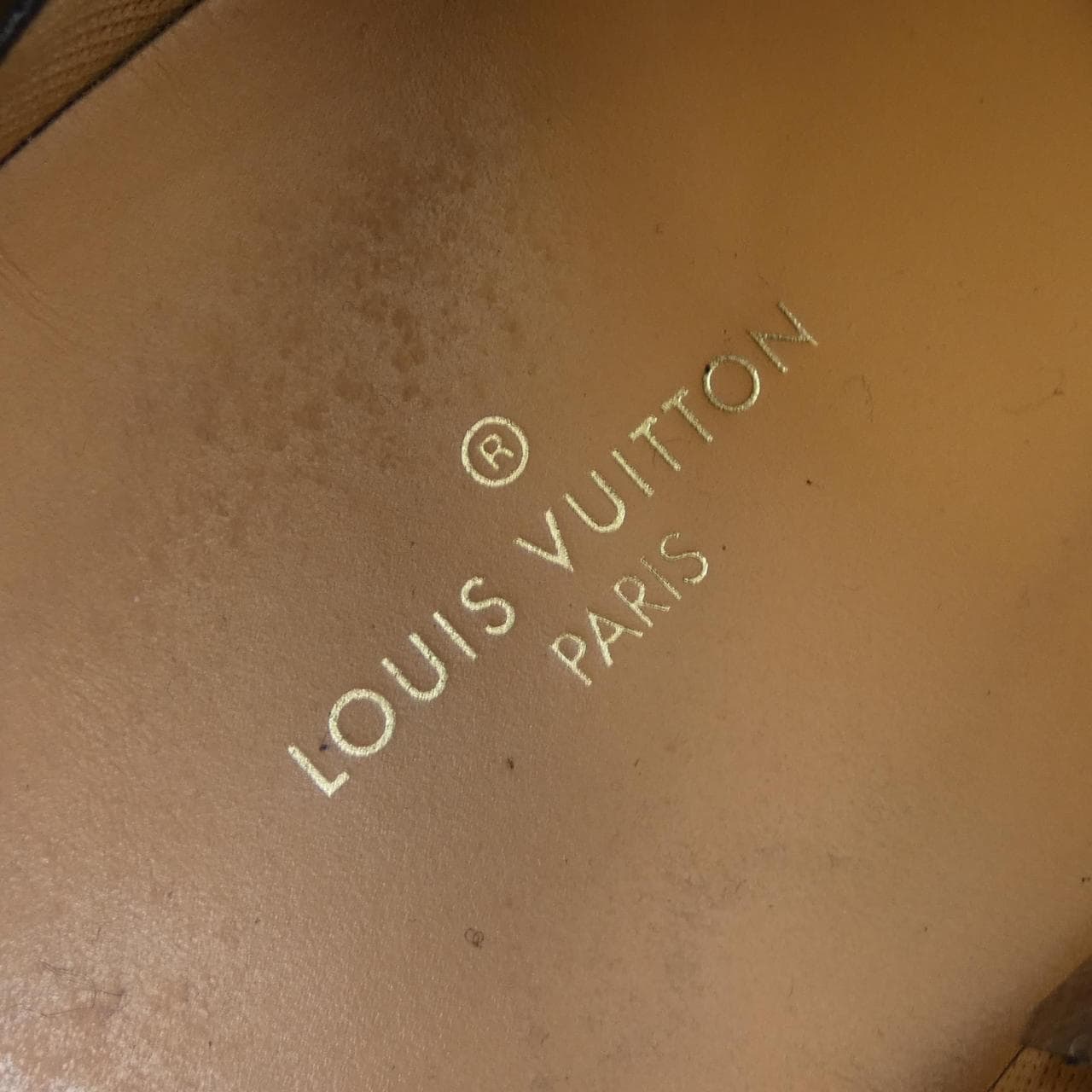 ルイヴィトン LOUIS VUITTON スニーカー