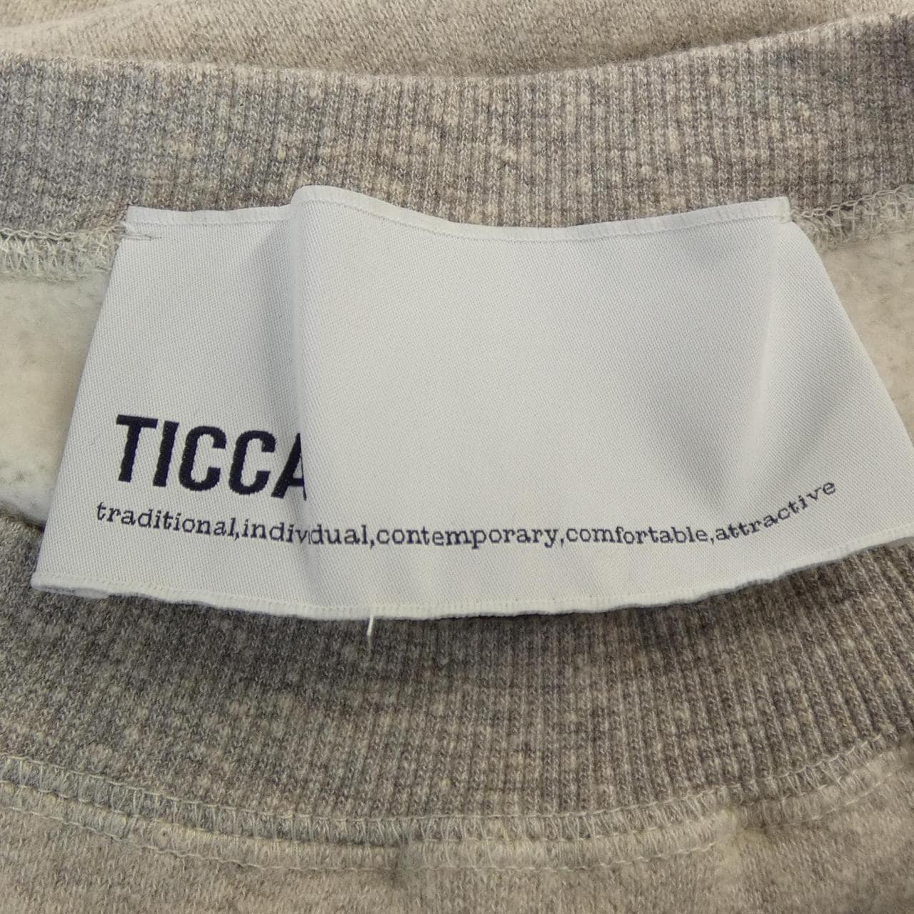 ティッカ TICCA スウェット