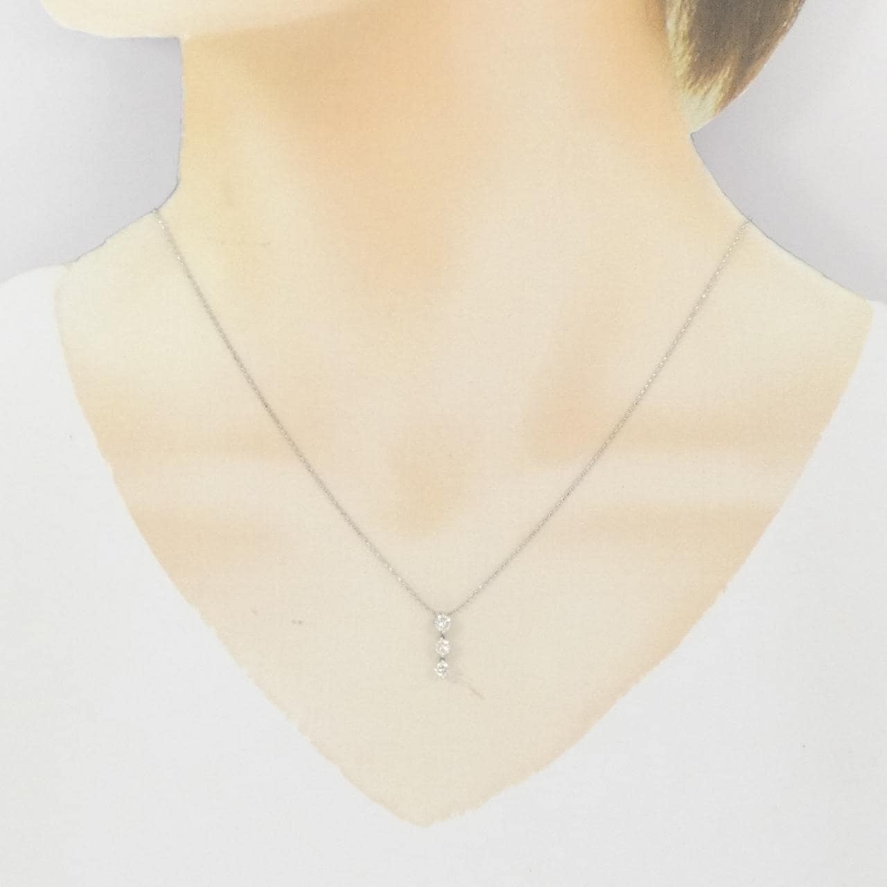 K18WG スリーストーン ダイヤモンド ネックレス 0.30CT