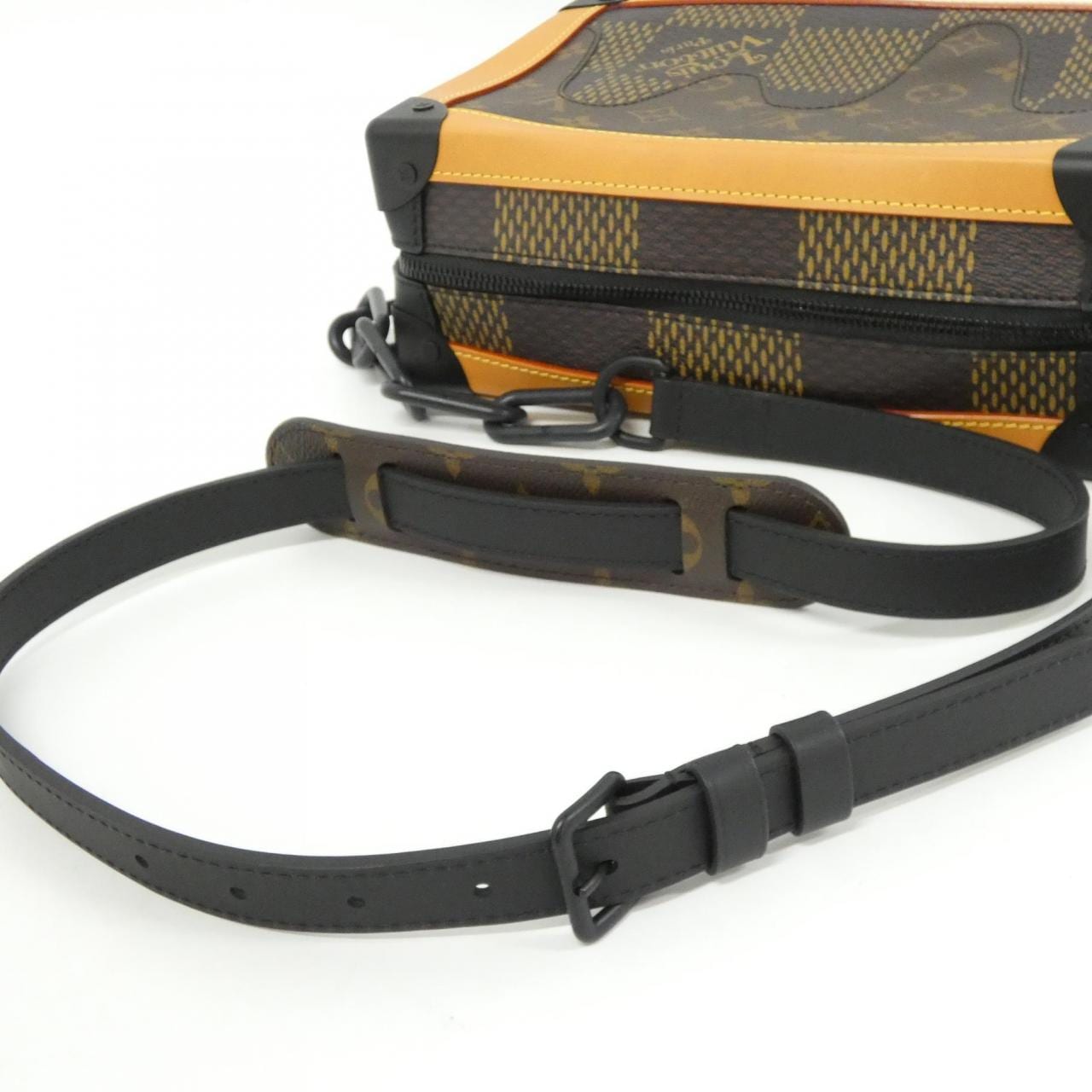 ルイヴィトン ダミエ ジャイアント(LVスクエアード) ソフトトランク N40381 ショルダーバッグ