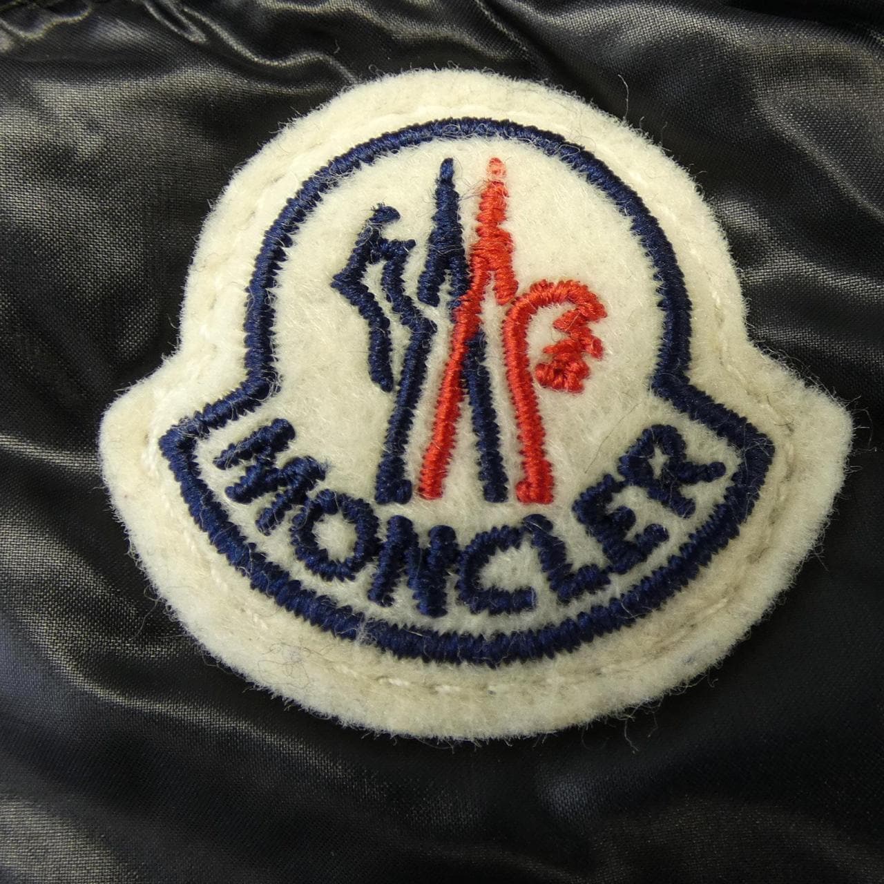 モンクレール MONCLER SERITTE ダウンジャケット