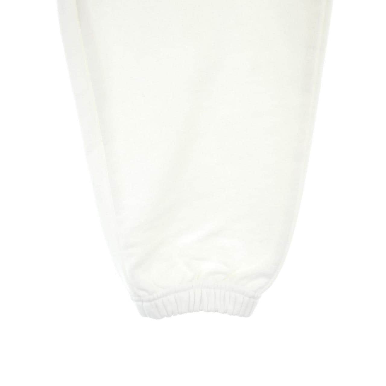 セリーヌ CELINE CELINEエンブロイダリージョガーパンツ 2Z062052H パンツ