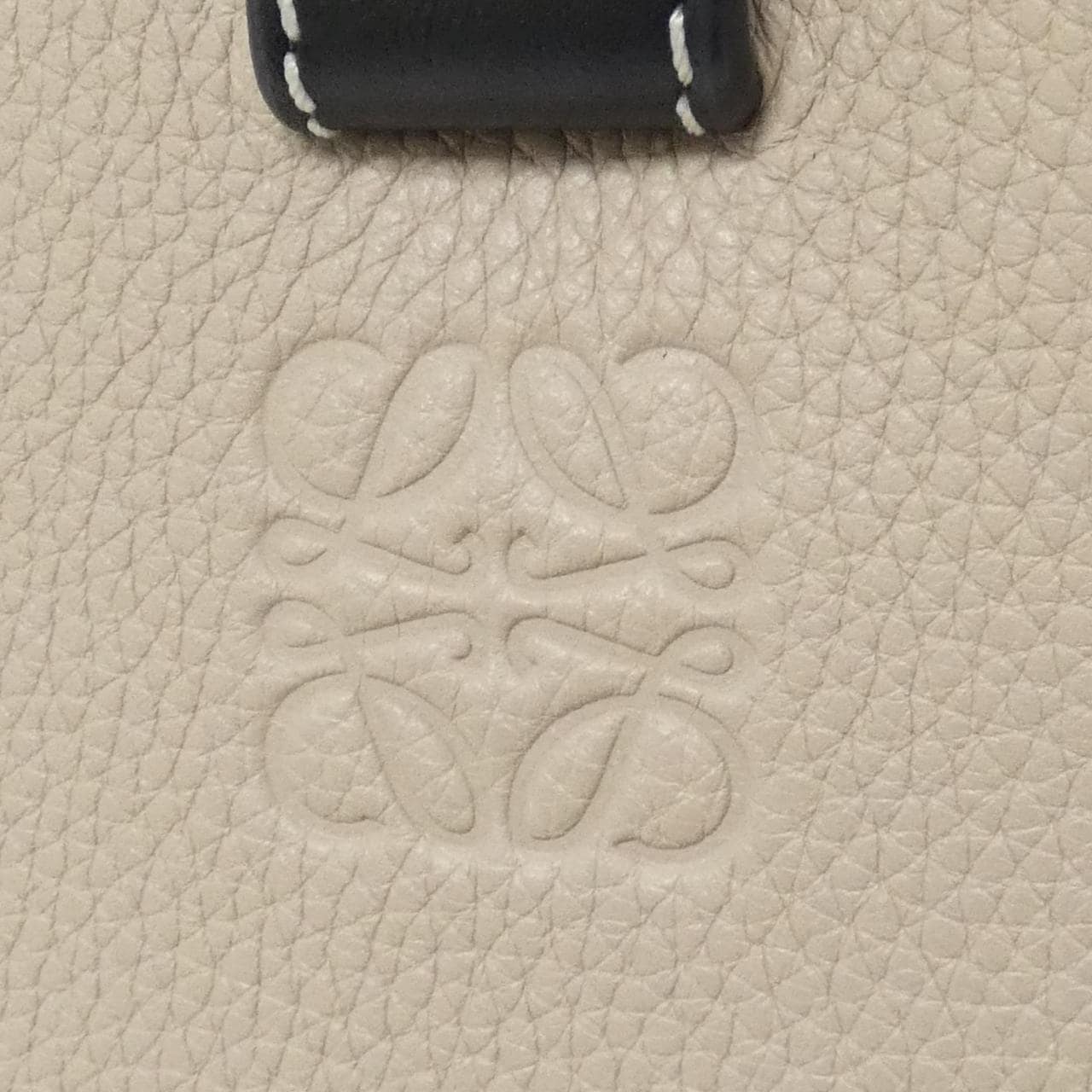 ロエベ ハンモック スモール 387 97 S35 ショルダーバッグ