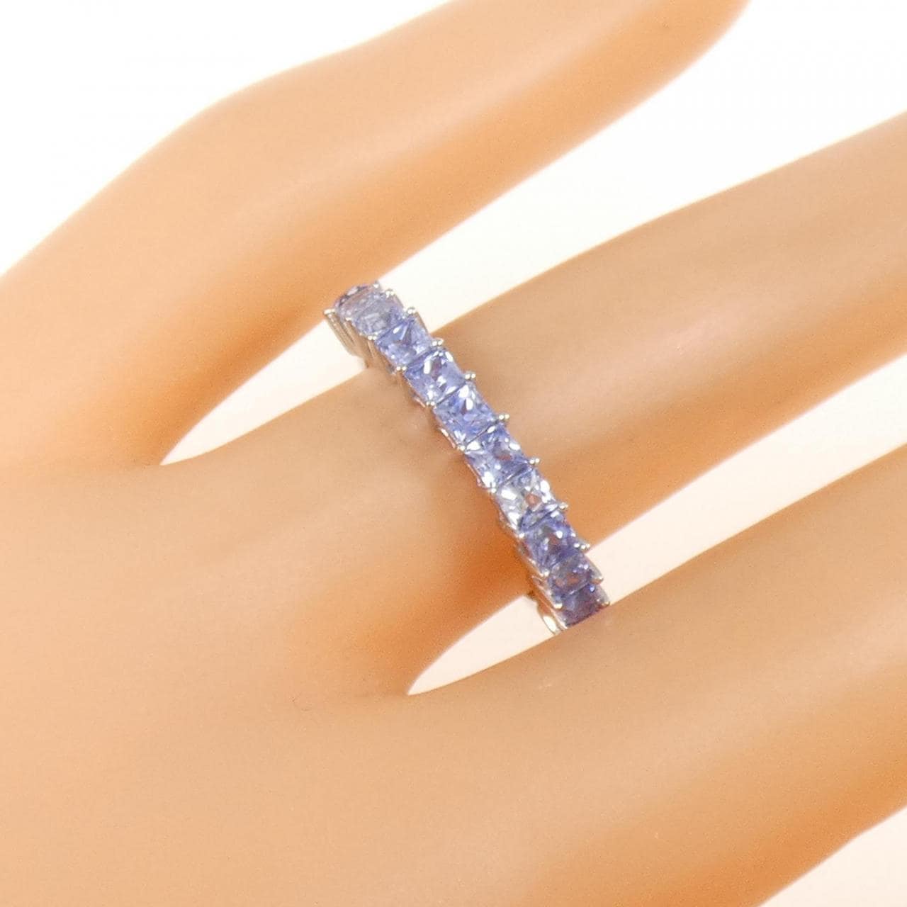 K18WG Sapphire Ring 1.12CT