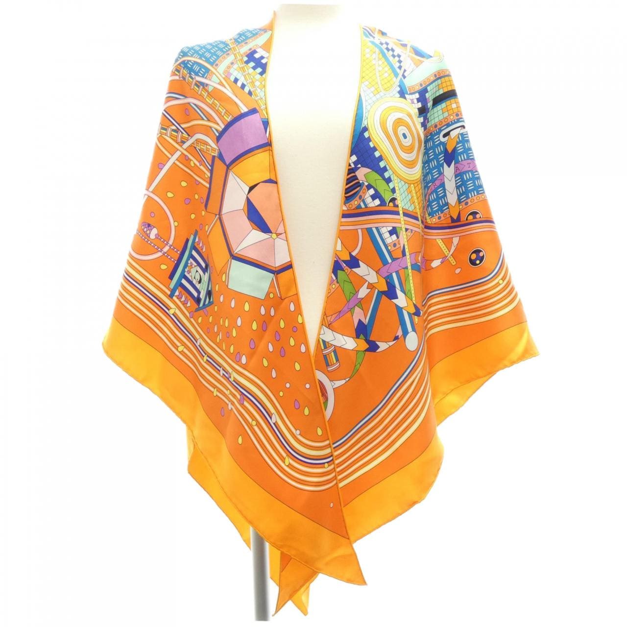 エルメス HERMES LE LABORATOIRE DU TEMPS 572702S トライアングルジェアン ショール