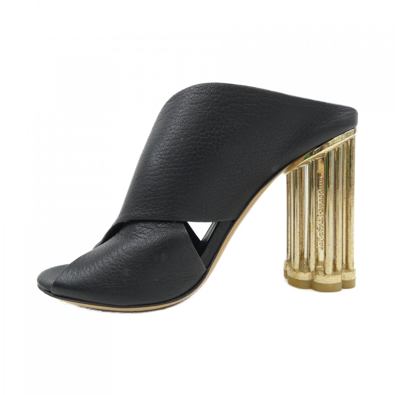 サルヴァトーレフェラガモ SALVATORE FERRAGAMO DS 56104 サンダル