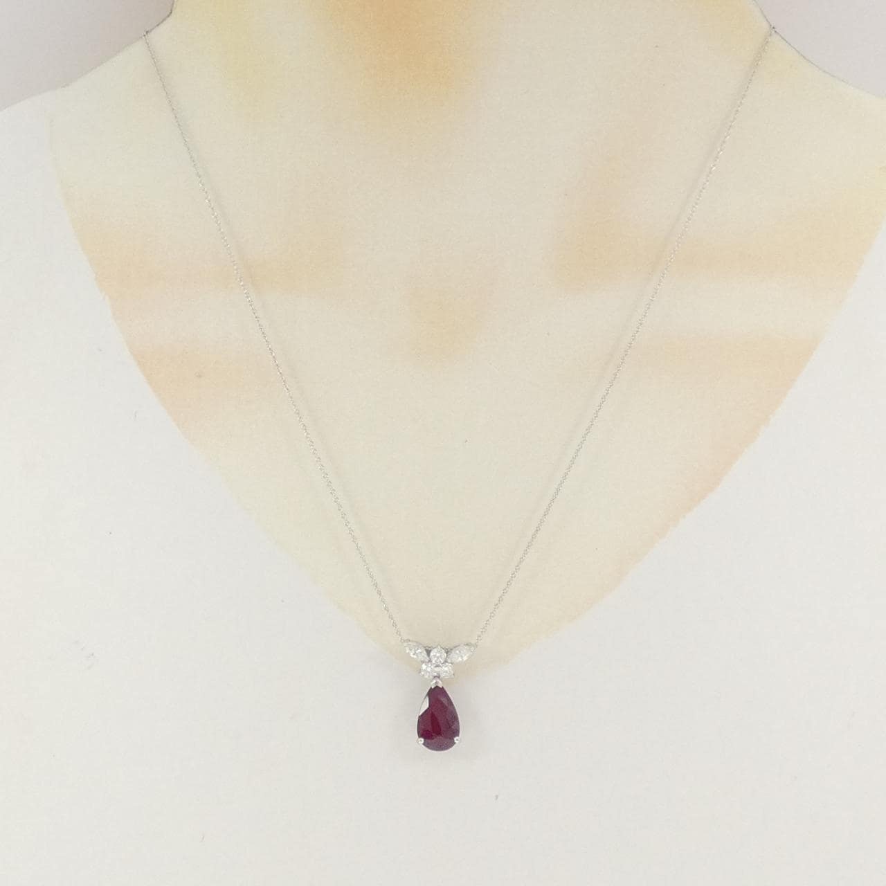 PT900/PT850 ルビー ネックレス 2.53CT