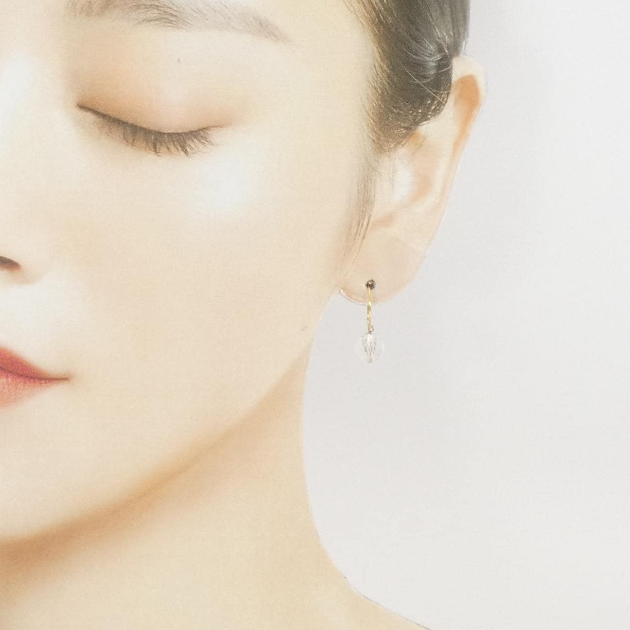 K18YG クオーツ ピアス