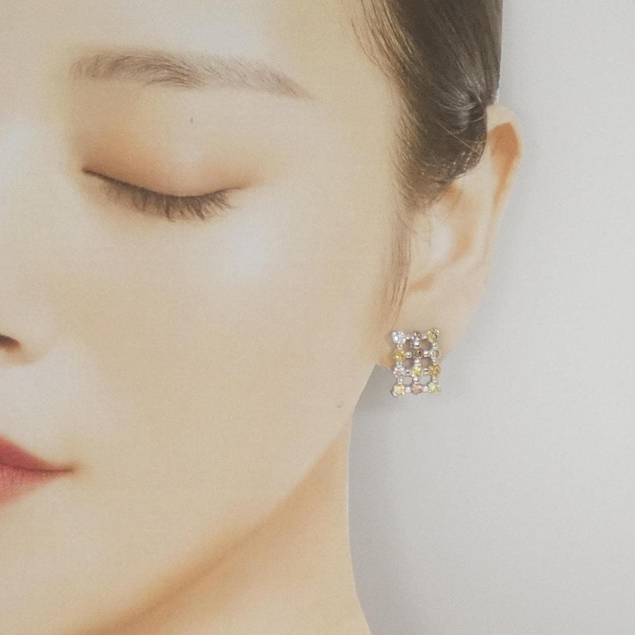 PT900 ダイヤモンド ピアス 2.82CT