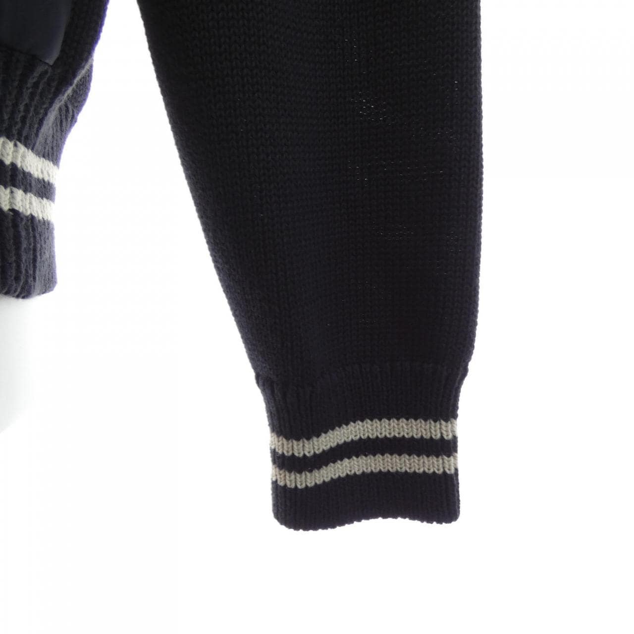 モンクレール MONCLER 20919B00032 ダウンジャケット