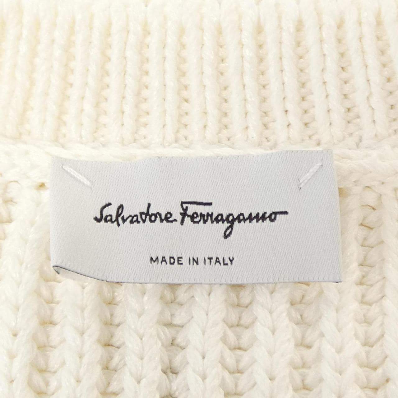 サルヴァトーレフェラガモ SALVATORE FERRAGAMO ニット