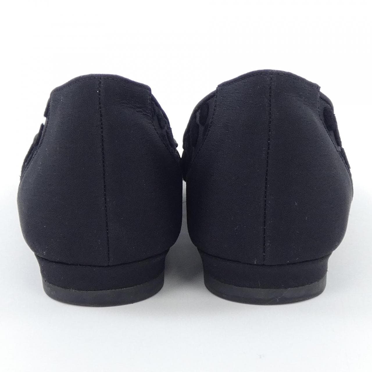マノロブラニク MANOLO BLAHNIK フラットシューズ