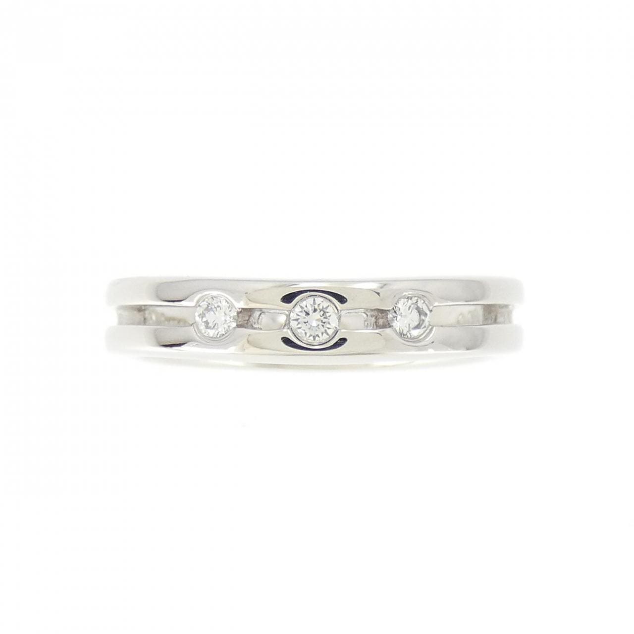 Tasaki Diamond ring 0.06CT