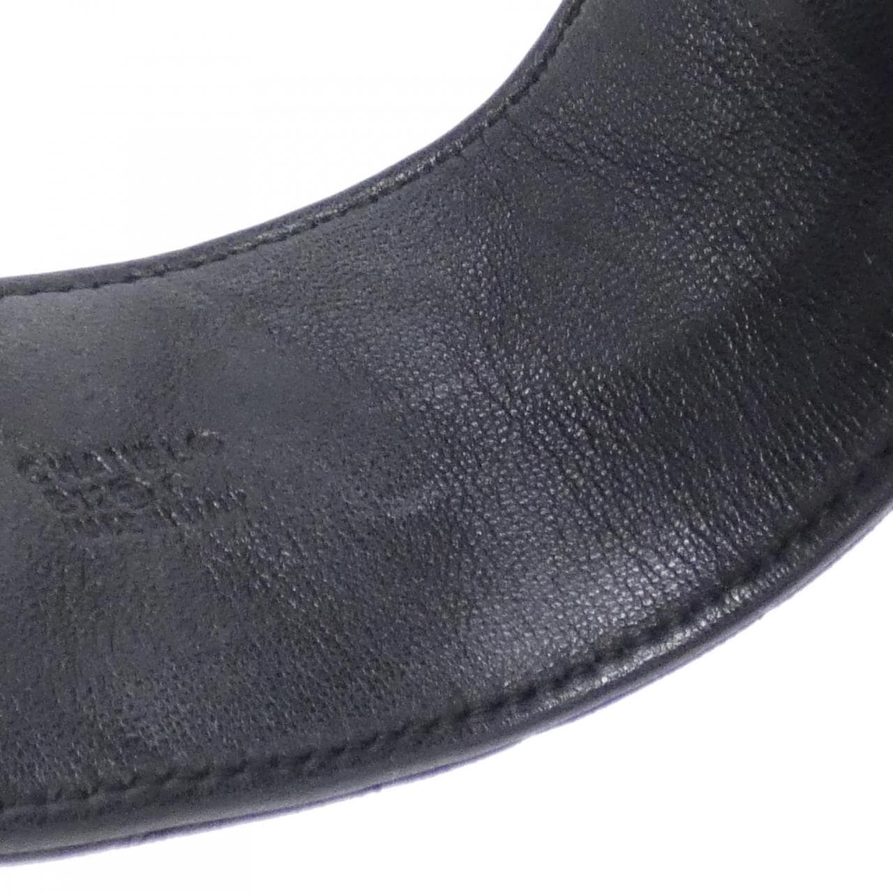 シャネル バングル