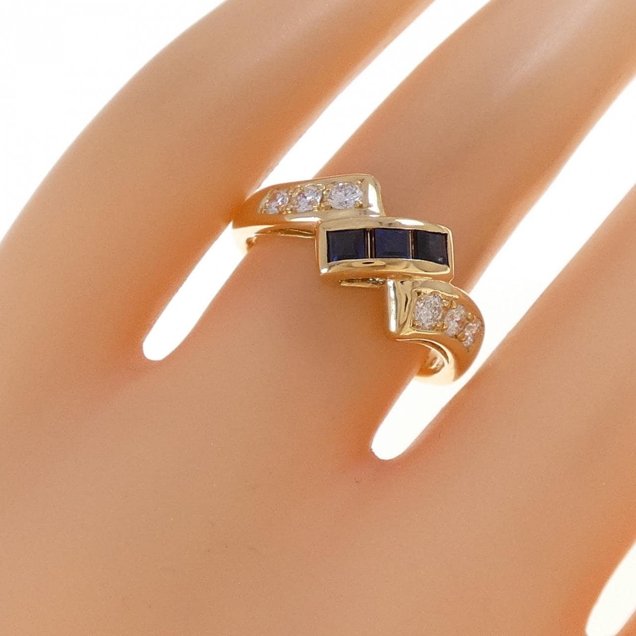 ポーラ サファイヤ リング 0.33CT